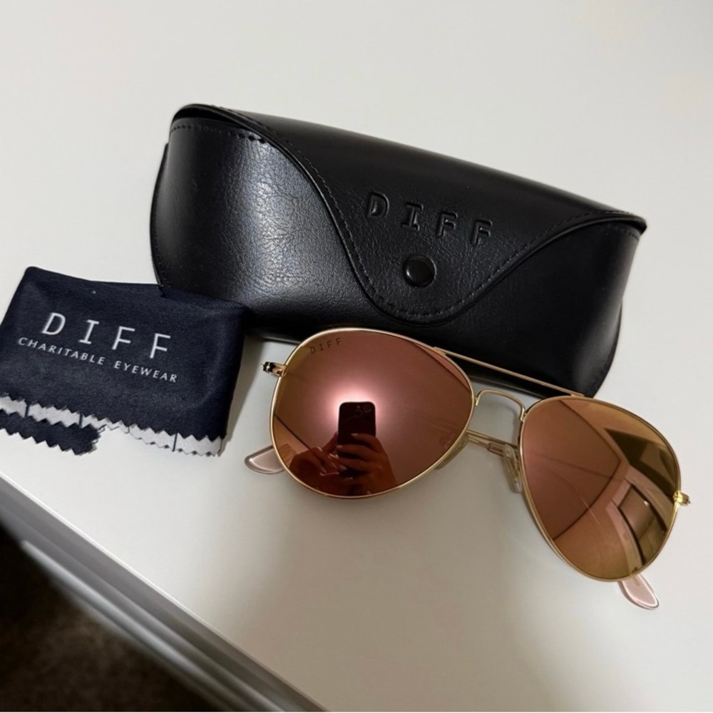 Diff Eyewear Gold and Pink Sunglasses